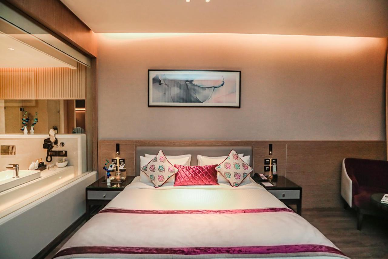 Regenta Place Verka Амритсар Екстериор снимка