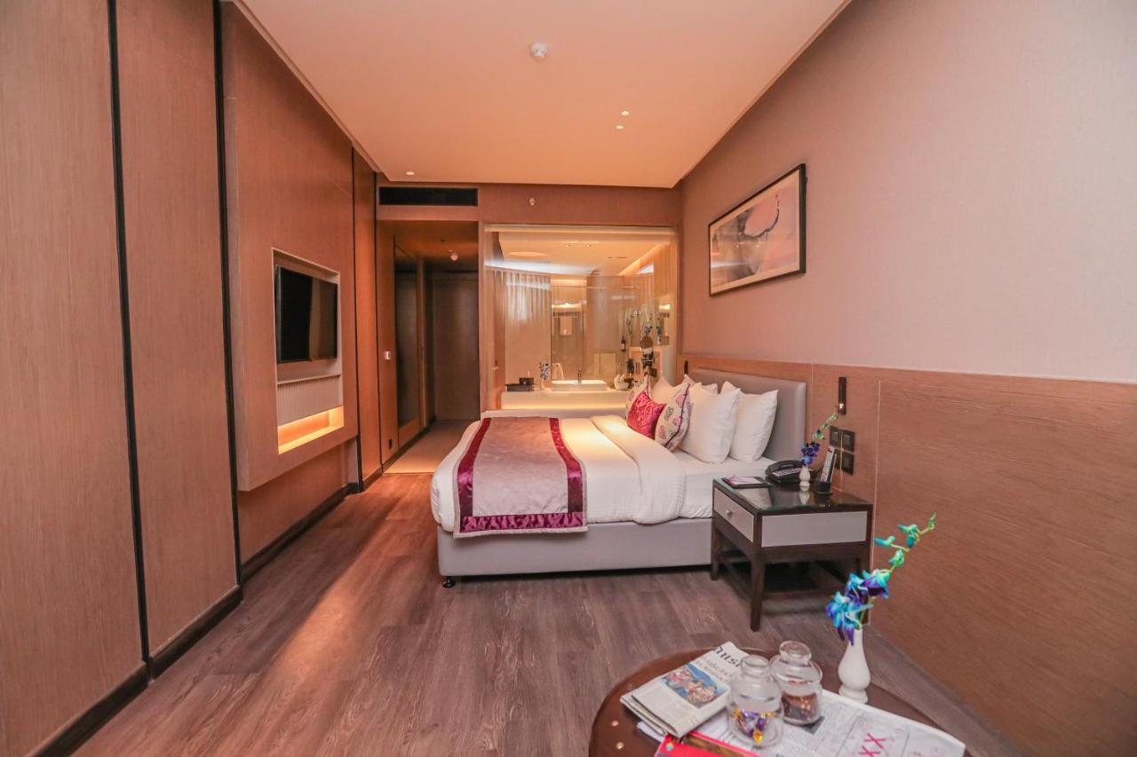 Regenta Place Verka Амритсар Екстериор снимка
