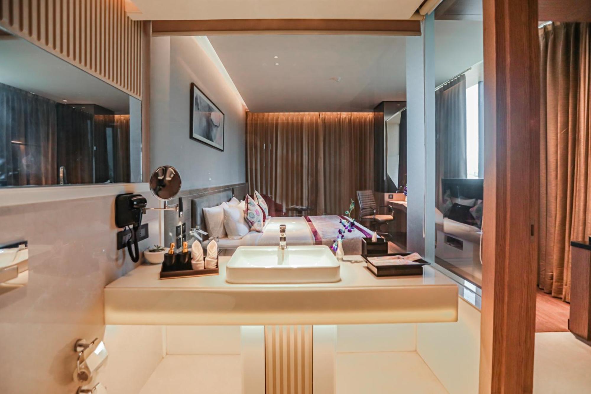 Regenta Place Verka Амритсар Екстериор снимка